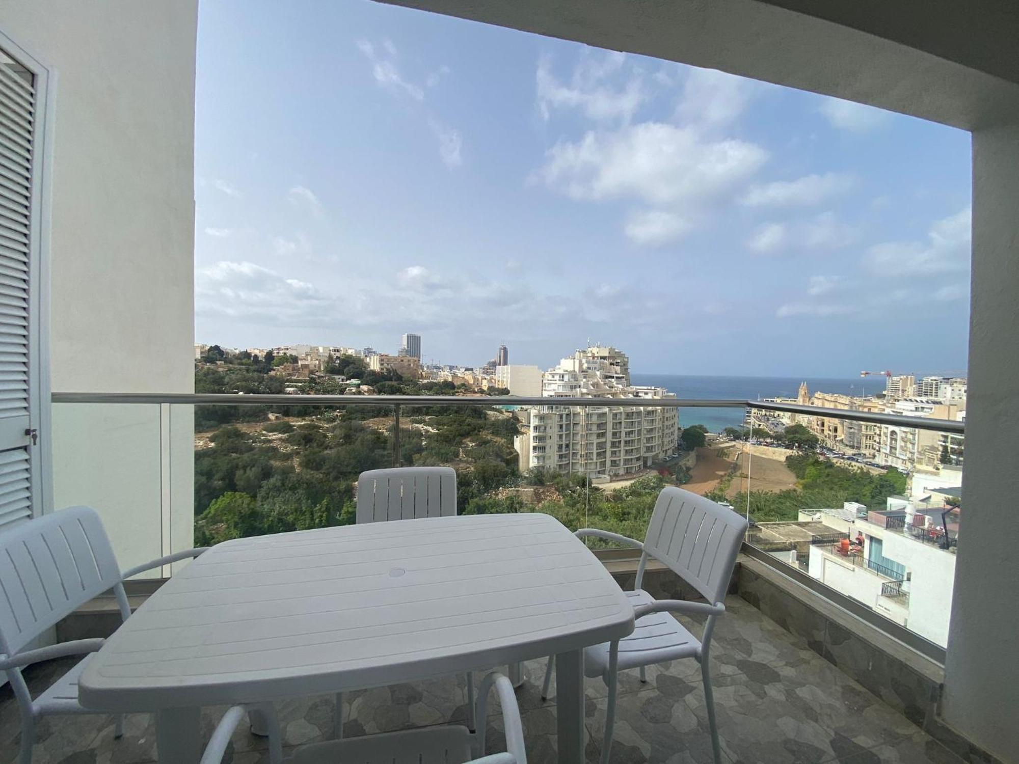 Spectacular Distant Seaview Apt Sliema Eksteriør billede